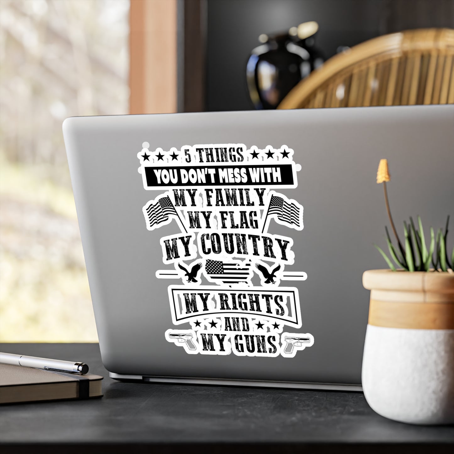 5 Things You Don't Mess With Kiss-Cut Vinyl Decals