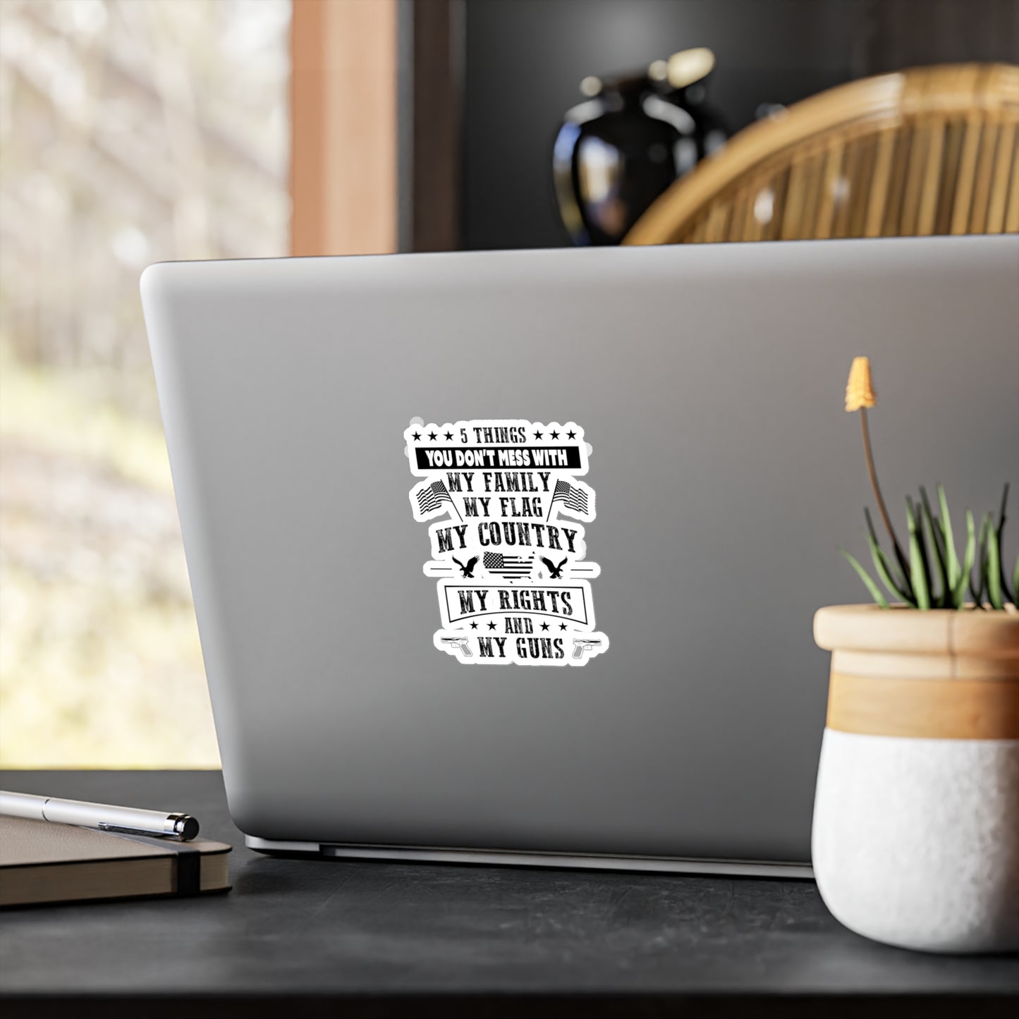 5 Things You Don't Mess With Kiss-Cut Vinyl Decals
