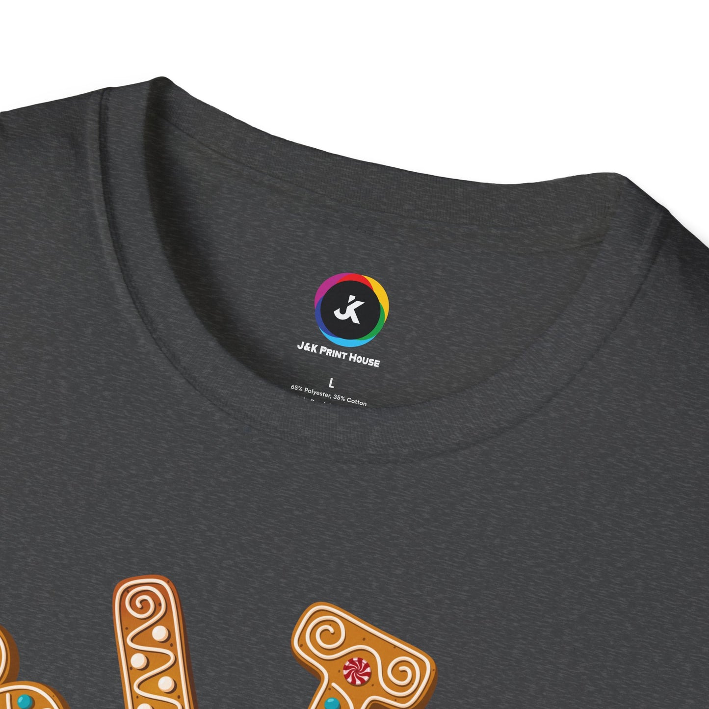 "Bite Me" Gingerbread Man Christmas Softstyle T-Shirt – Humorous Holiday Apparel